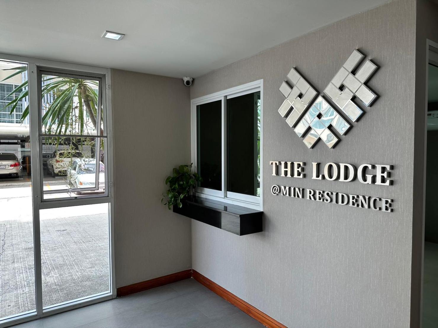The Lodge @ Min Residence Bangkok Kültér fotó